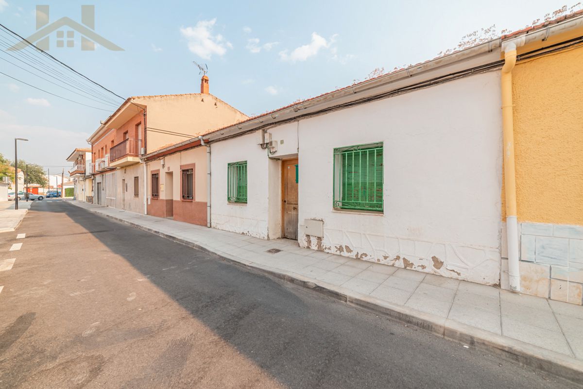Vista exterior de Casa o chalet en venta en San Martín de la Vega con Trastero