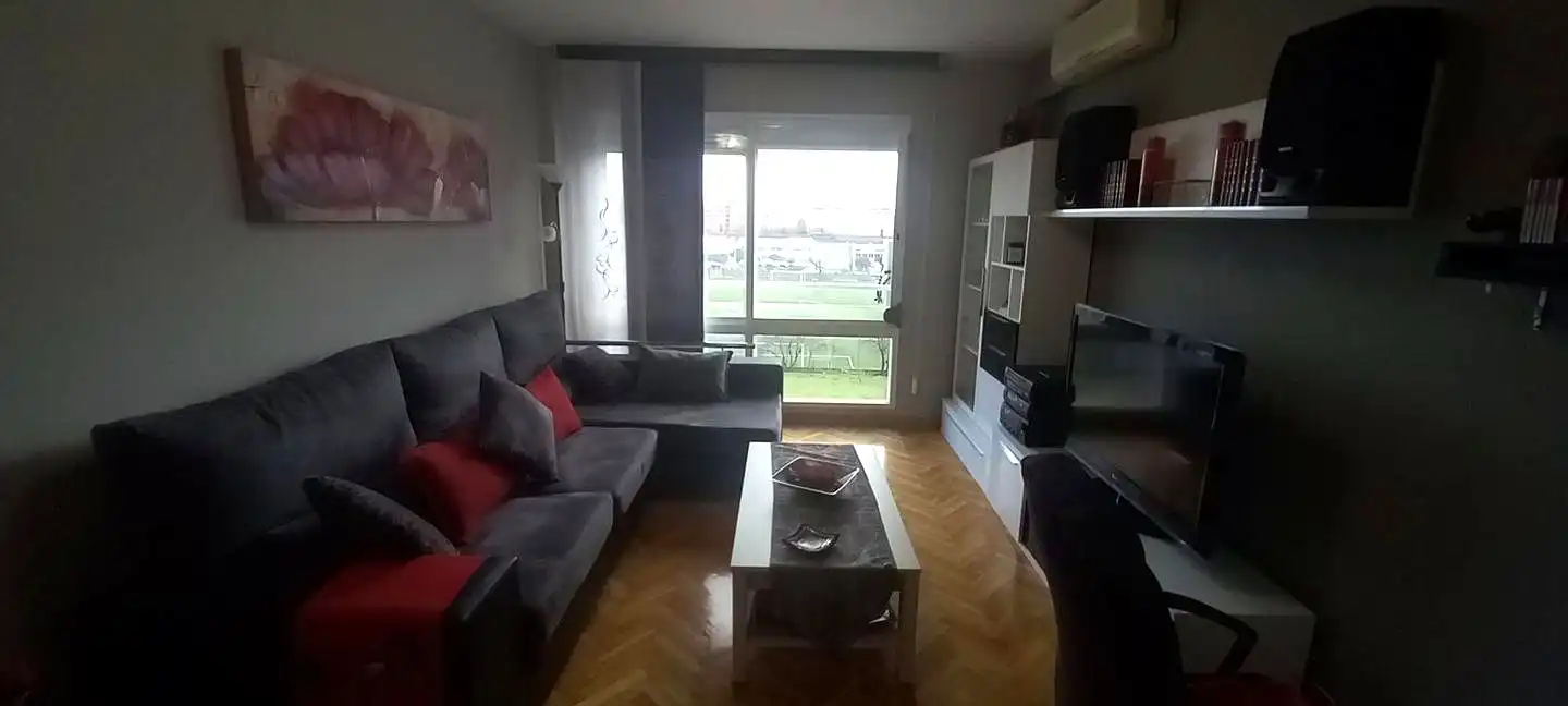 Piso de alquiler en Avenida Cristóbal Colón, 15, Saucar - Zarzuela