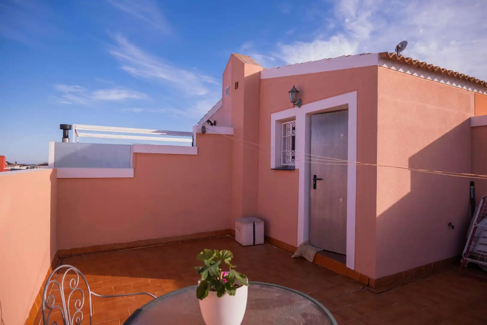 Terrassa de Casa adosada en venda en Los Montesinos amb Aire condicionat, Jardí privat i Terrassa