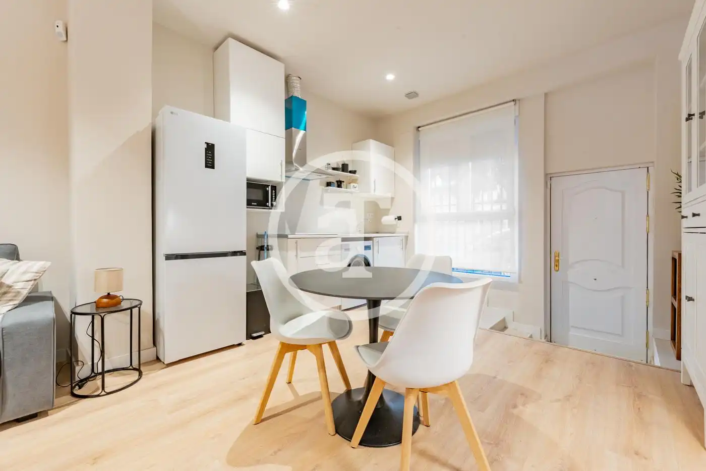 Kitchen of Flat for rent in Madrid  with Air Conditioner, Heating and Furnished