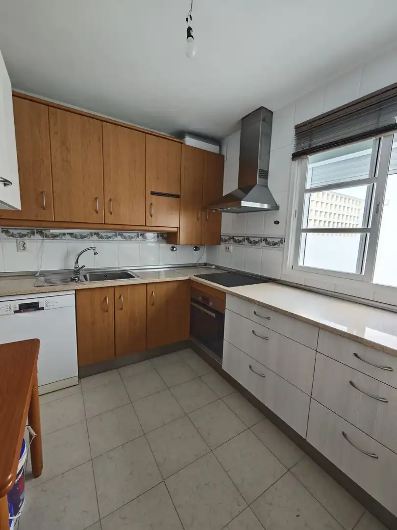 Cuina de Dúplex en venda en Vélez-Málaga amb Terrassa