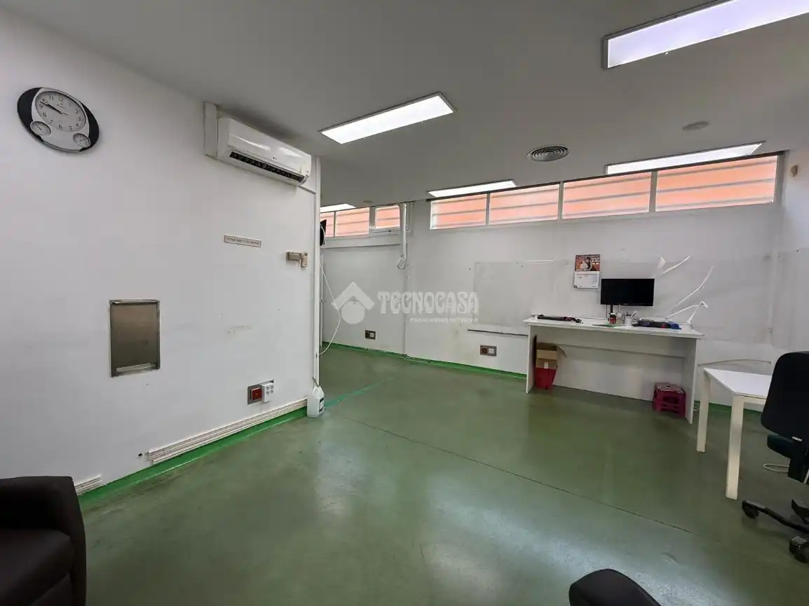 Local en venta en Alcobendas con Aire acondicionado y Terraza