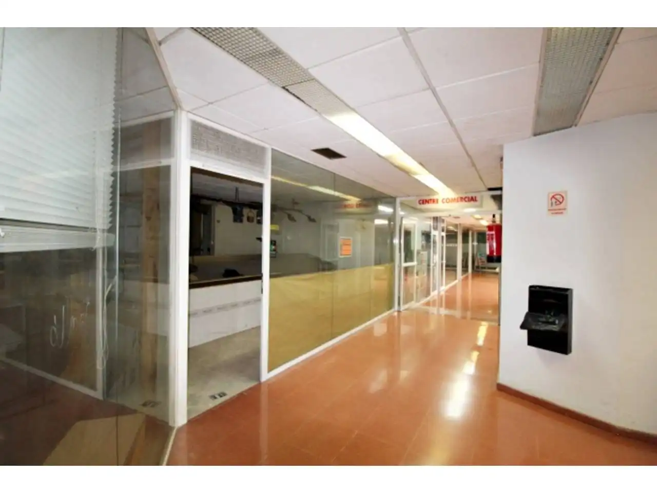 Business premises for sale in Avenida Sentmenat, imagen 7