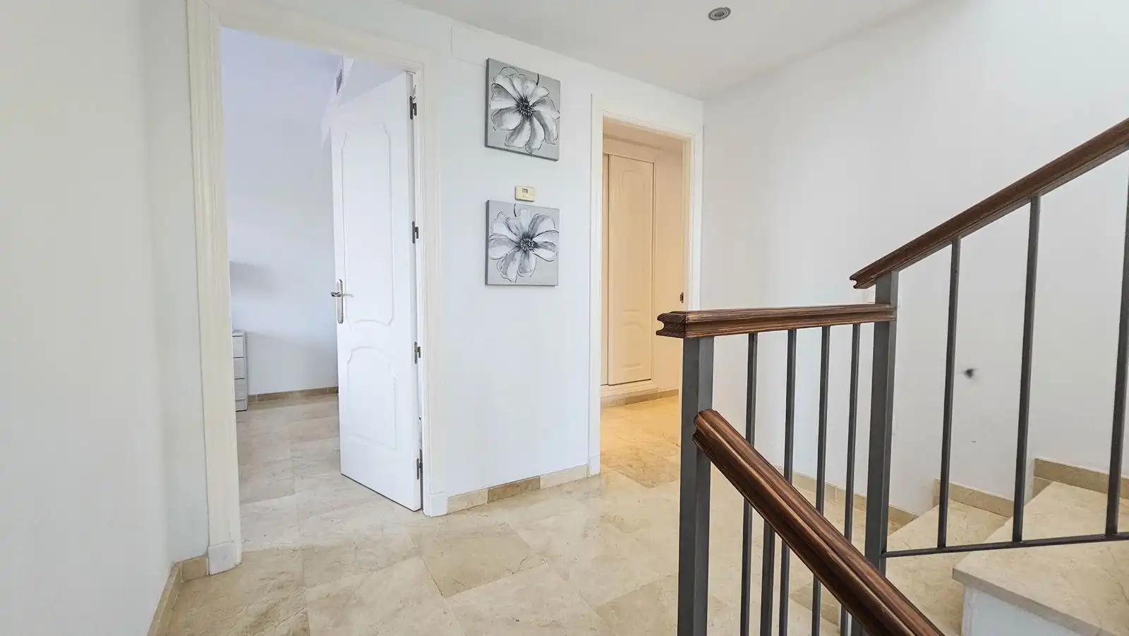 Casa adosada en venta en Manilva con Aire acondicionado, Piscina y Amueblado