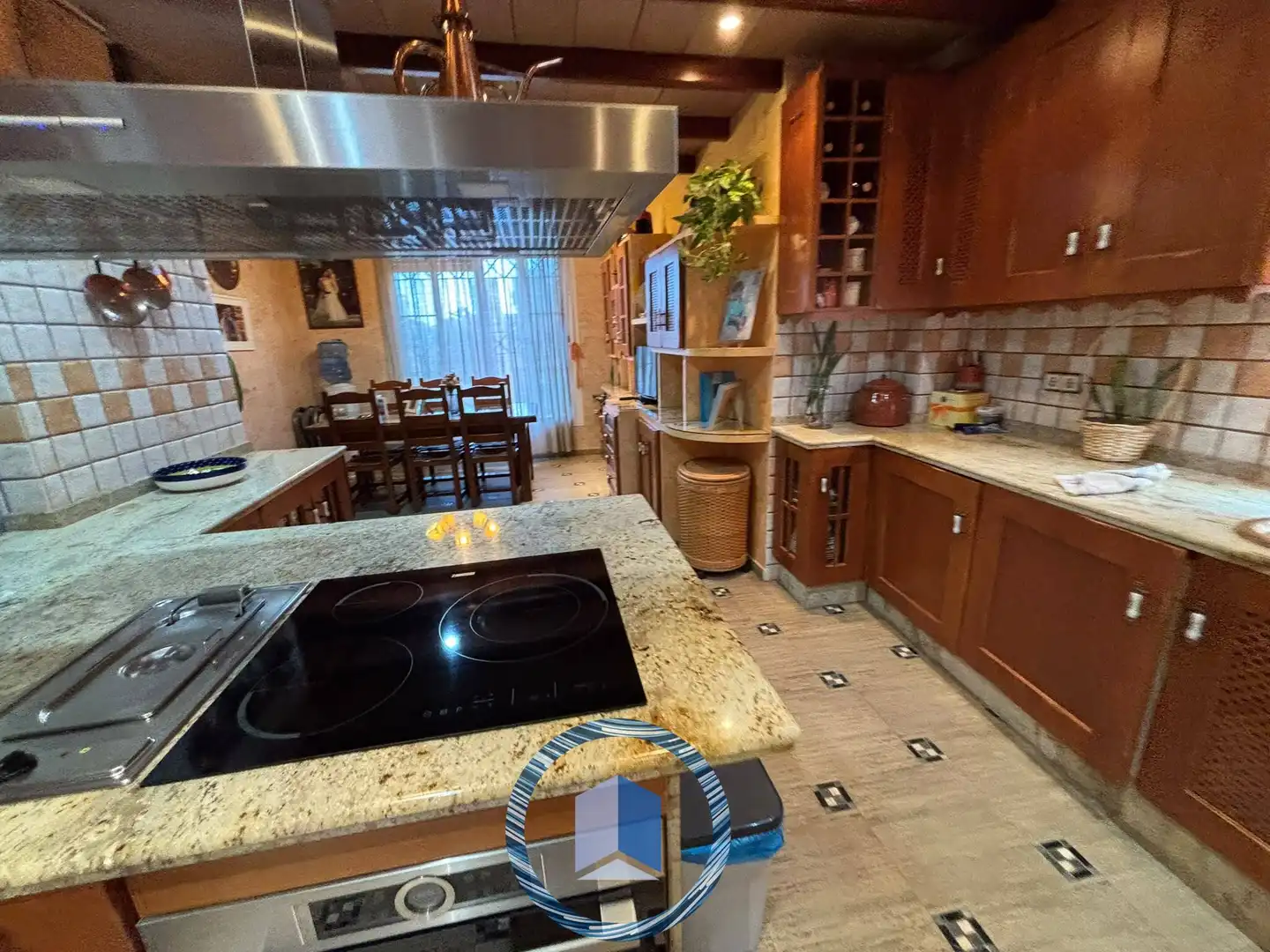 Cocina de Casa o chalet en venta en Alcalá de Guadaira con Aire acondicionado, Jardín privado y Terraza