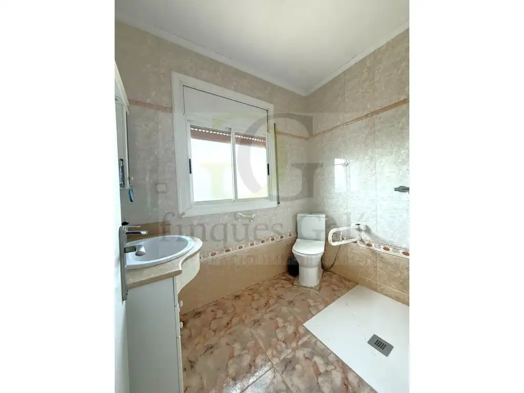 Bathroom of Houses for sale in Castellgalí