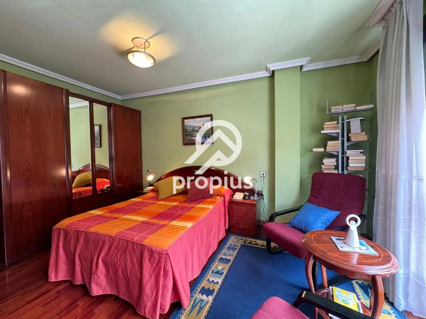 Schlafzimmer von Maisonette zum Verkauf in Llanes mit Heizung und Möbliert