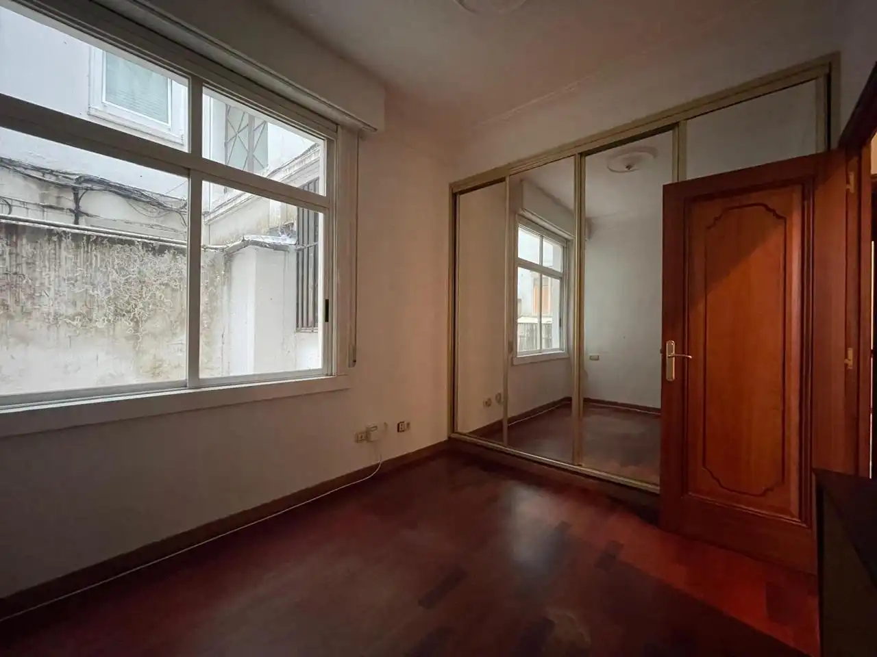 Habitación de Piso en venta en A Coruña Capital  con Calefacción, Parquet y Trastero