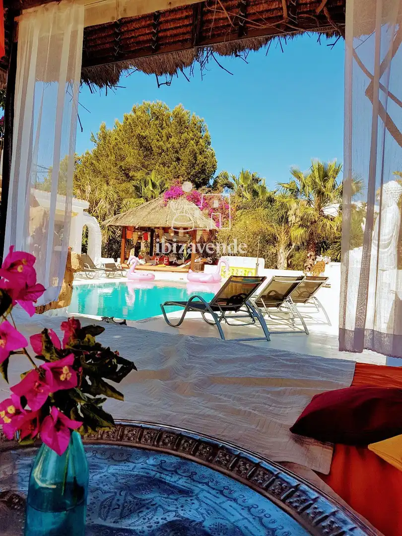 Houses for sale in Santa Eulària des Riu  with Air Conditioner, Private garden and Terrace