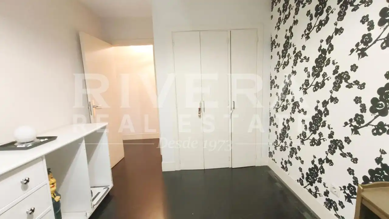 Flat for sale in Vigo   with Heating