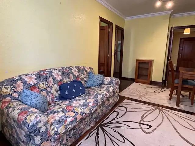 Sala de estar de Piso de alquiler en Santa Cruz de Bezana con Calefacción, Trastero y Amueblado