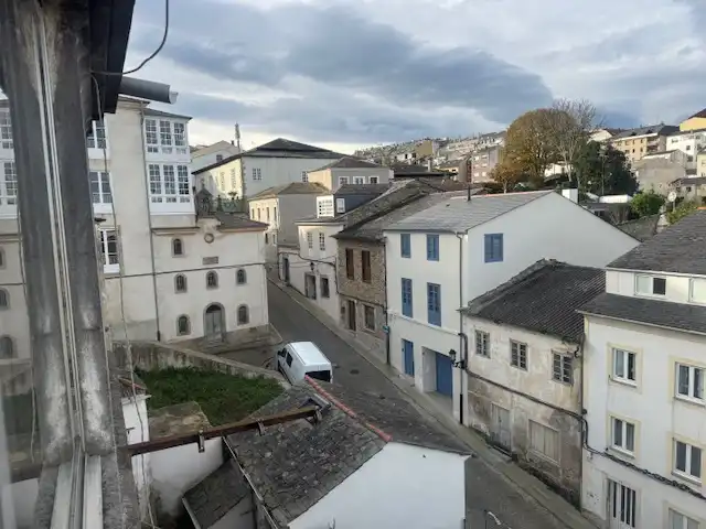 Außenansicht von Einfamilien-Reihenhaus zum Verkauf in Ribadeo