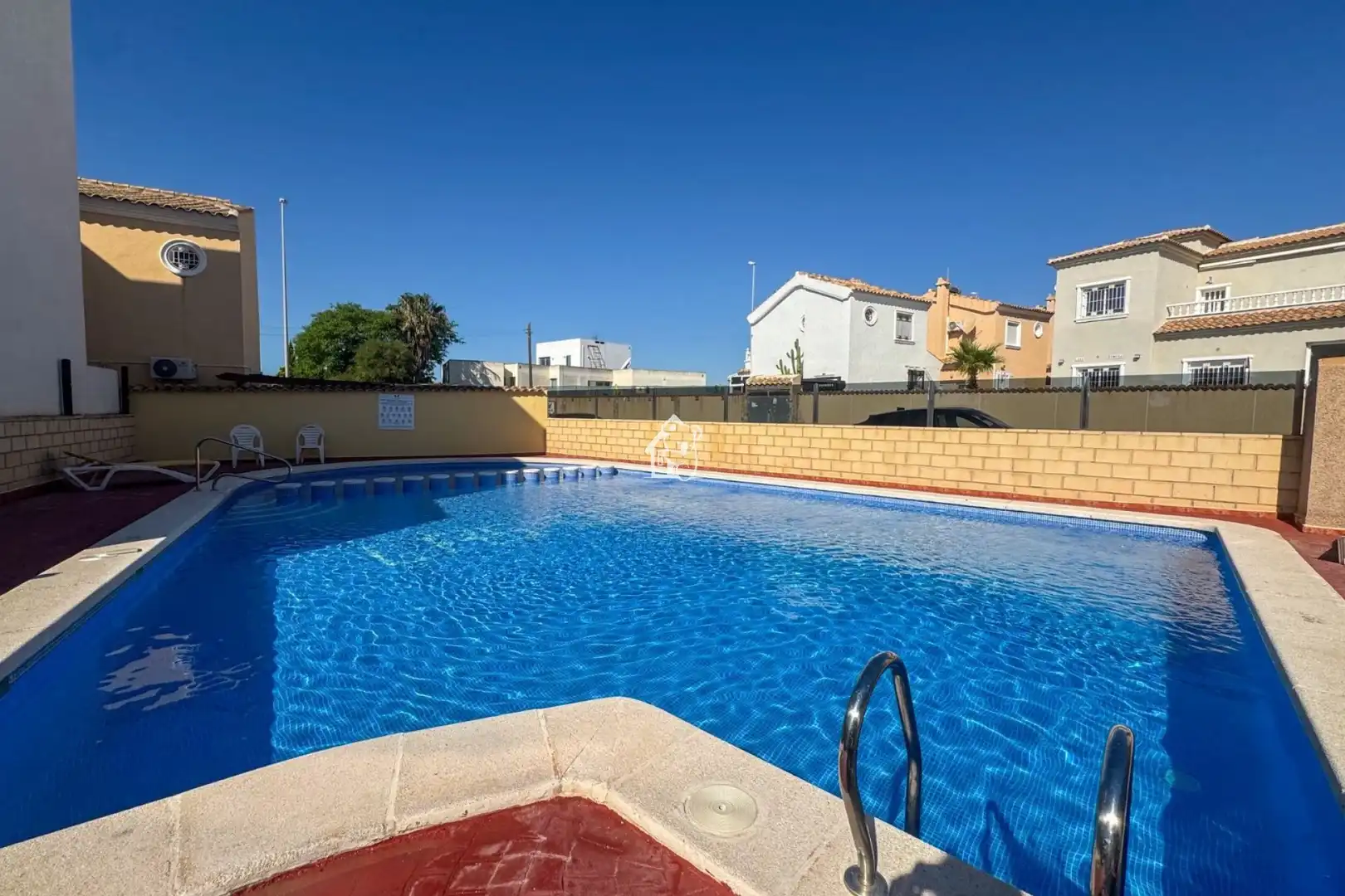 Piscina de Casa o xalet en venda en Orihuela amb Aire condicionat, Terrassa i Piscina