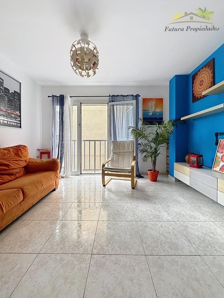 Living room of Flat for sale in Arrecife  with Furnished