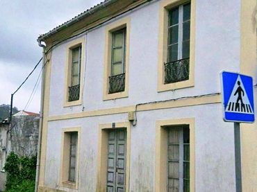 Maison à vendre à Outes