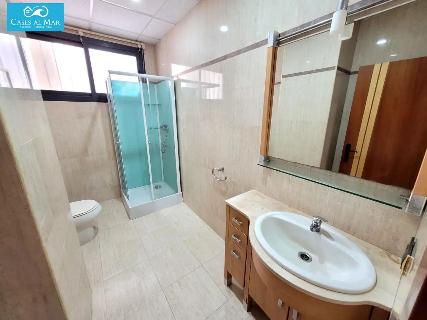 Baño de Local de alquiler en Oropesa del Mar / Orpesa con Aire acondicionado