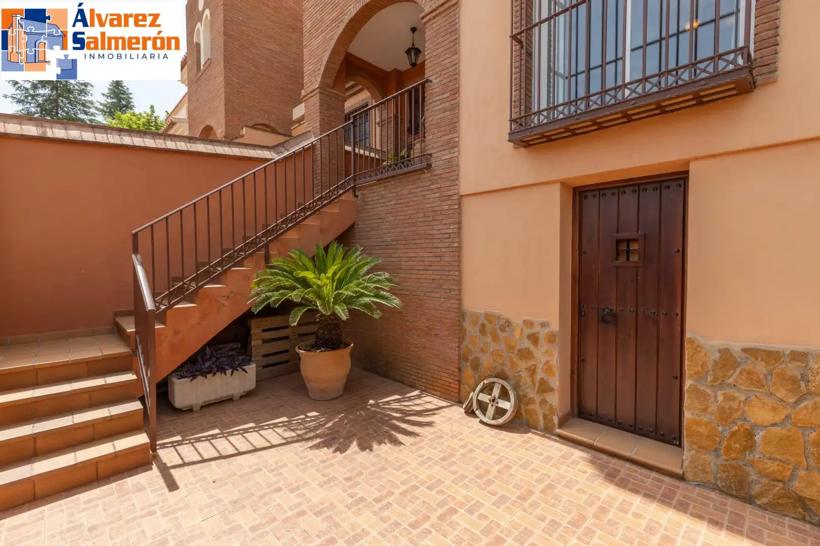 Jardí de Casa o xalet en venda en La Zubia amb Calefacció, Jardí privat i Terrassa
