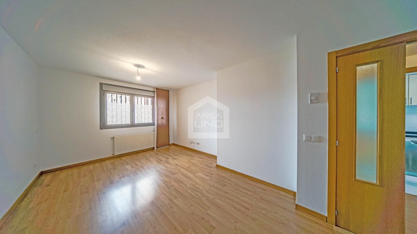 Living room of Planta baja for sale in Alcorcón  with Heating, Storage room and Community pool