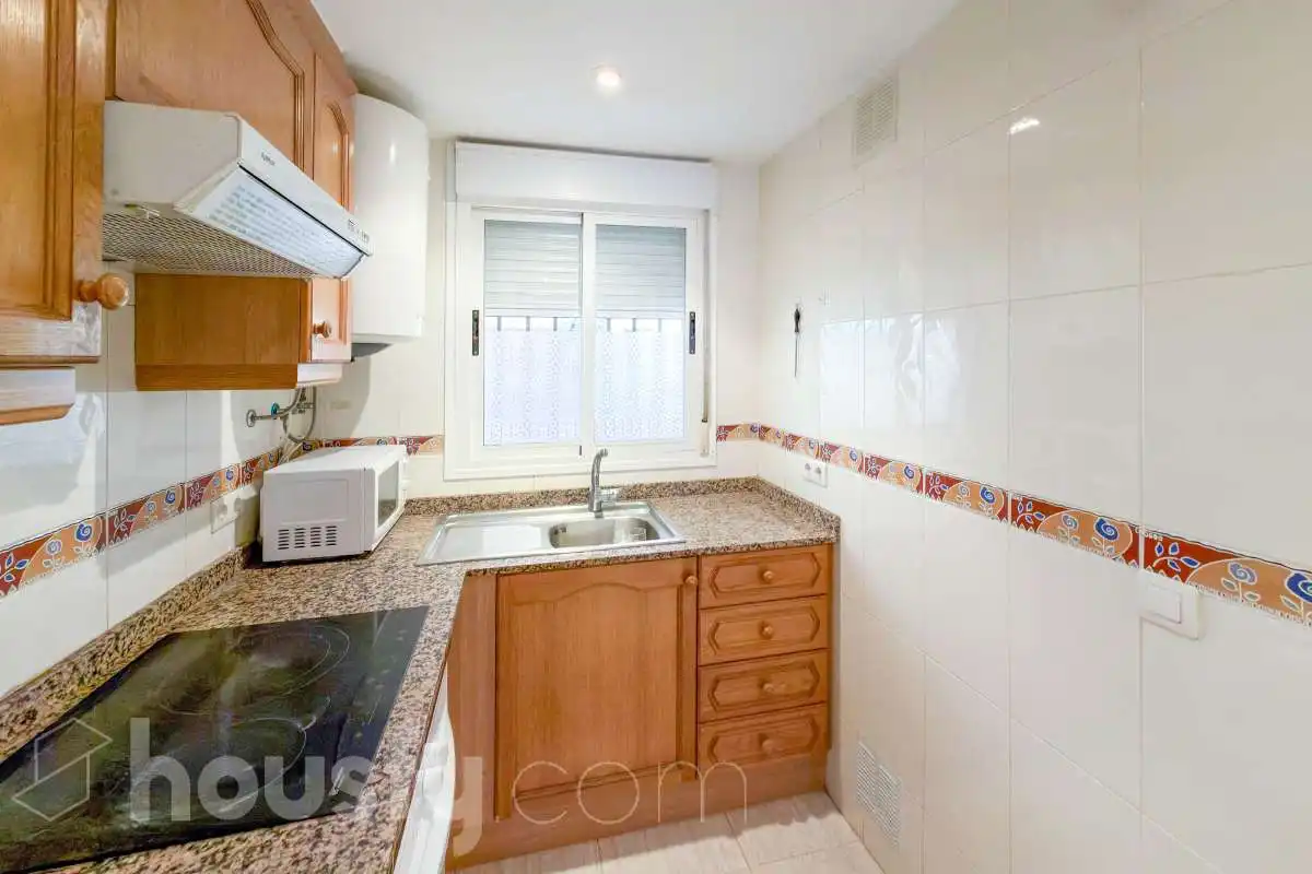 Kitchen of Flat for rent in Oropesa del Mar / Orpesa  with Air Conditioner, Terrace and Balcony