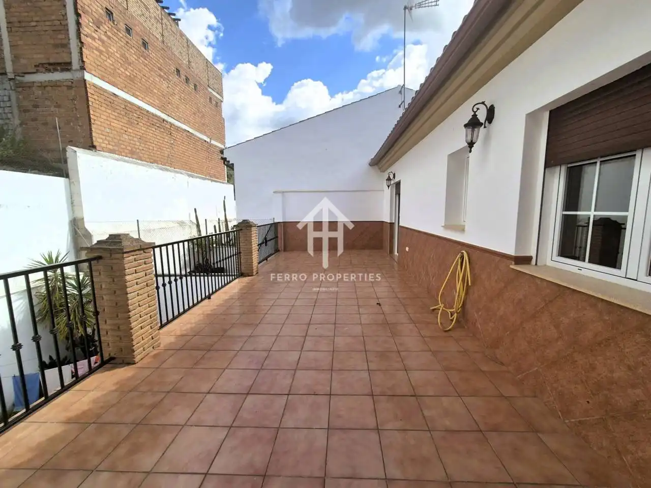 Casa o xalet en venda a Calle Geranios, Loja