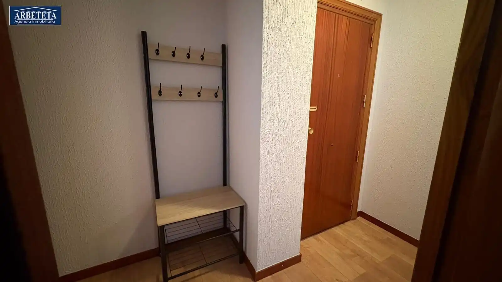 Flat with lift to rent in Casco Histórico, imagen 2