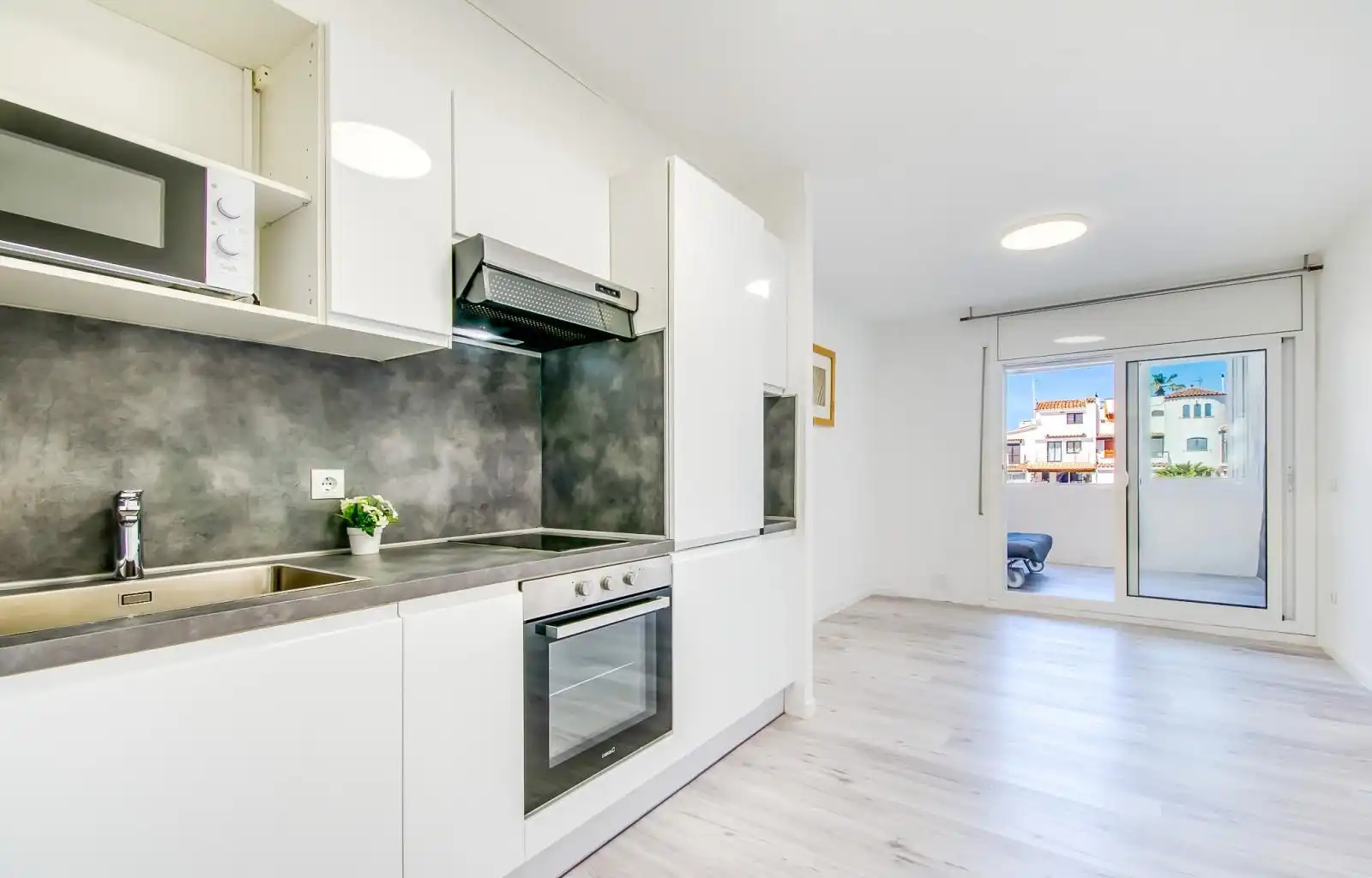 Studio for sale in Poblat Típic