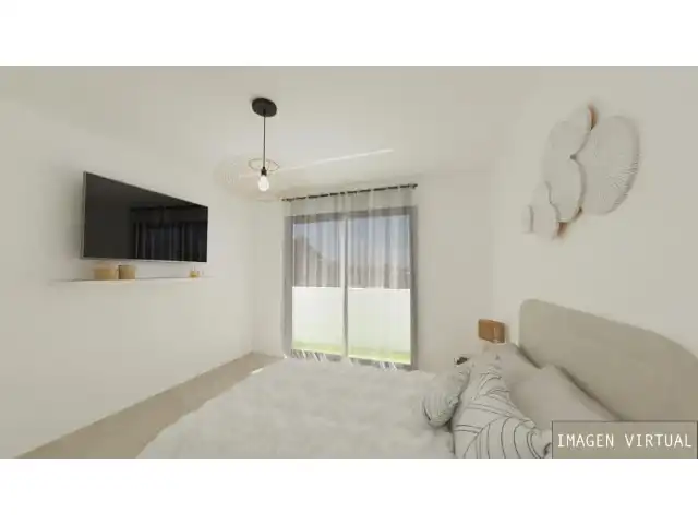 Dormitori de Casa o xalet en venda en Burjassot amb Jardí privat i Terrassa