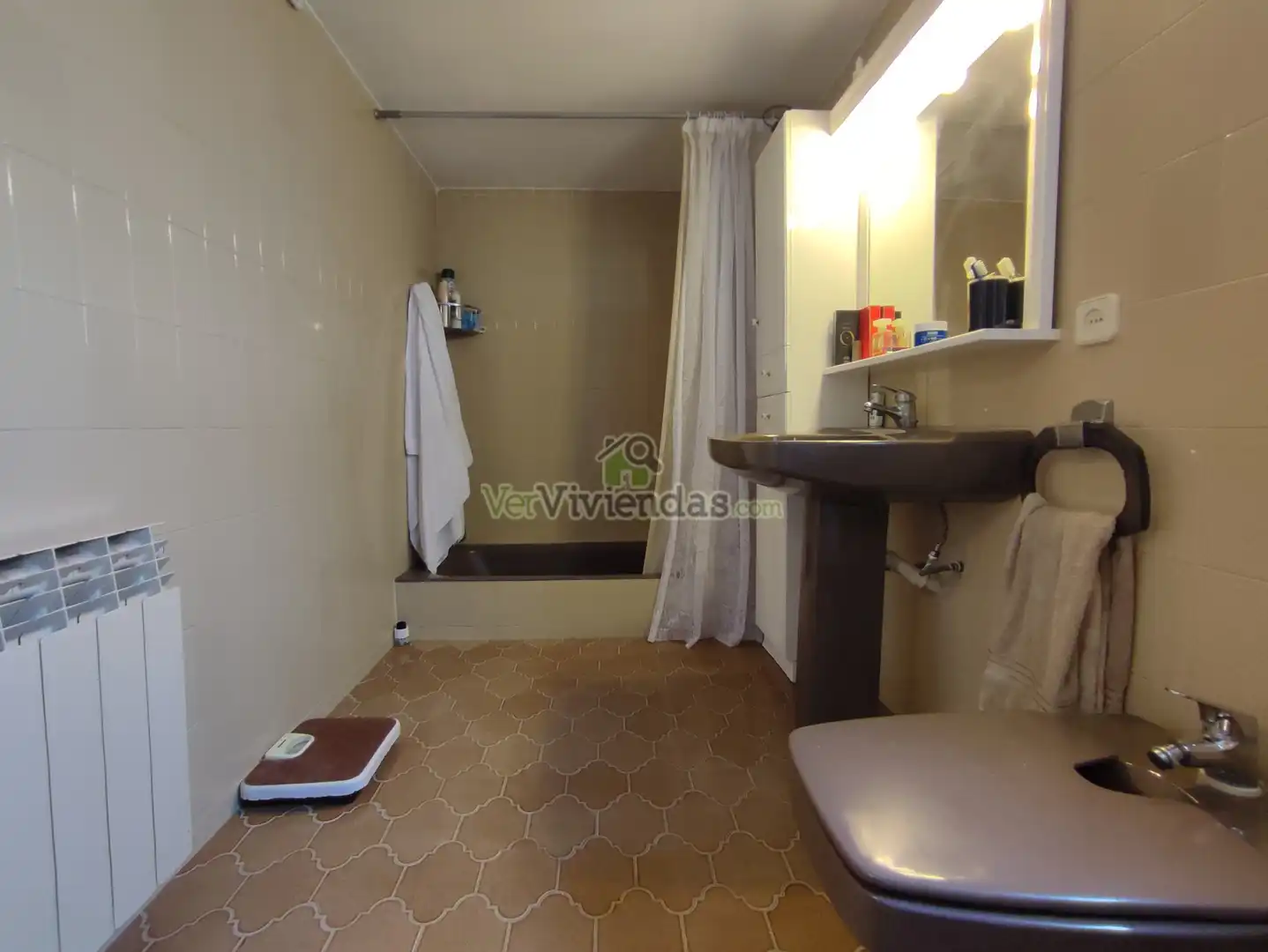 Baño de Casa o chalet en venta en Vallirana con Calefacción, Jardín privado y Terraza