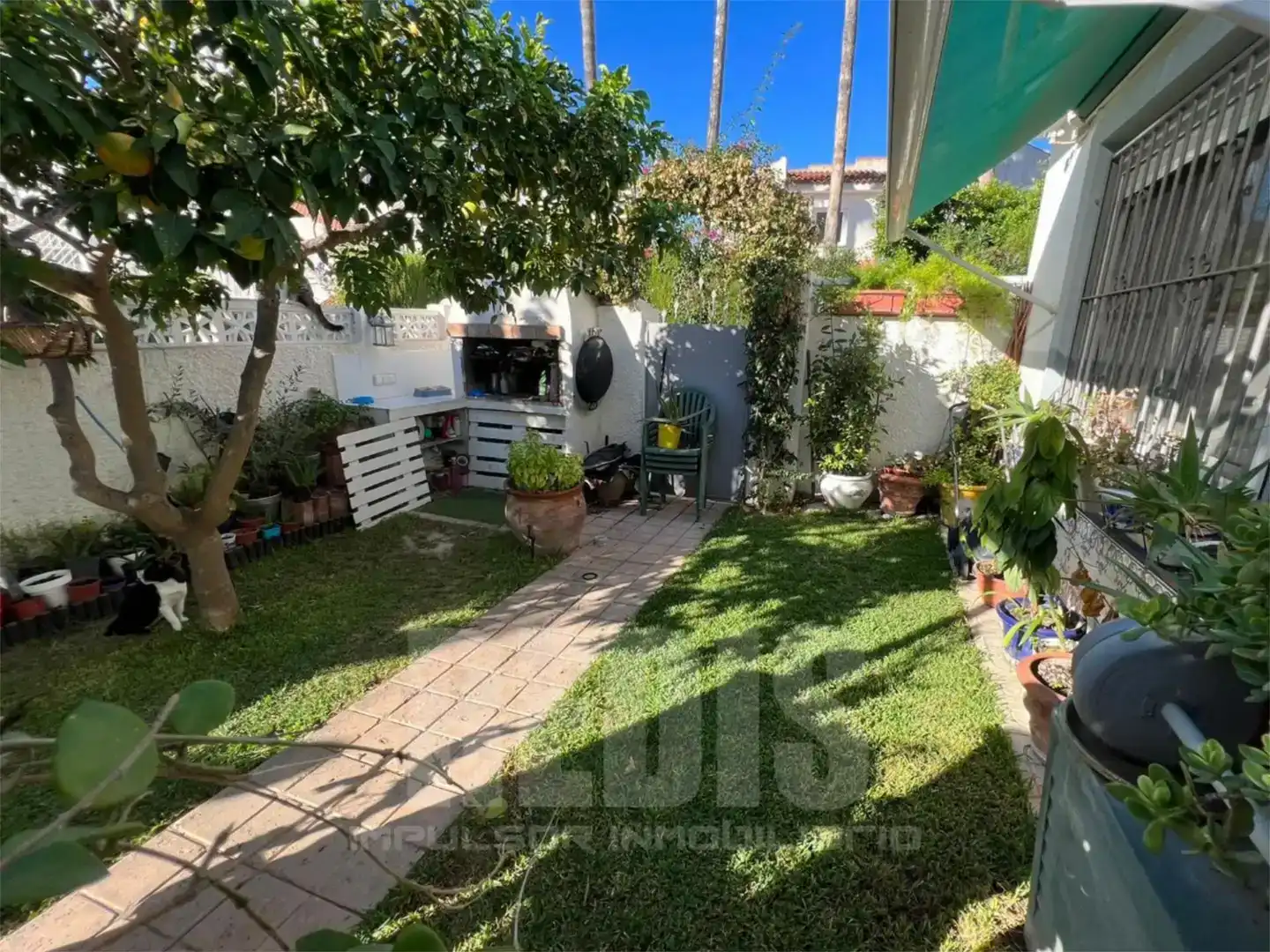 Jardí de Casa o xalet en venda en Benidorm amb Aire condicionat, Piscina i Balcó