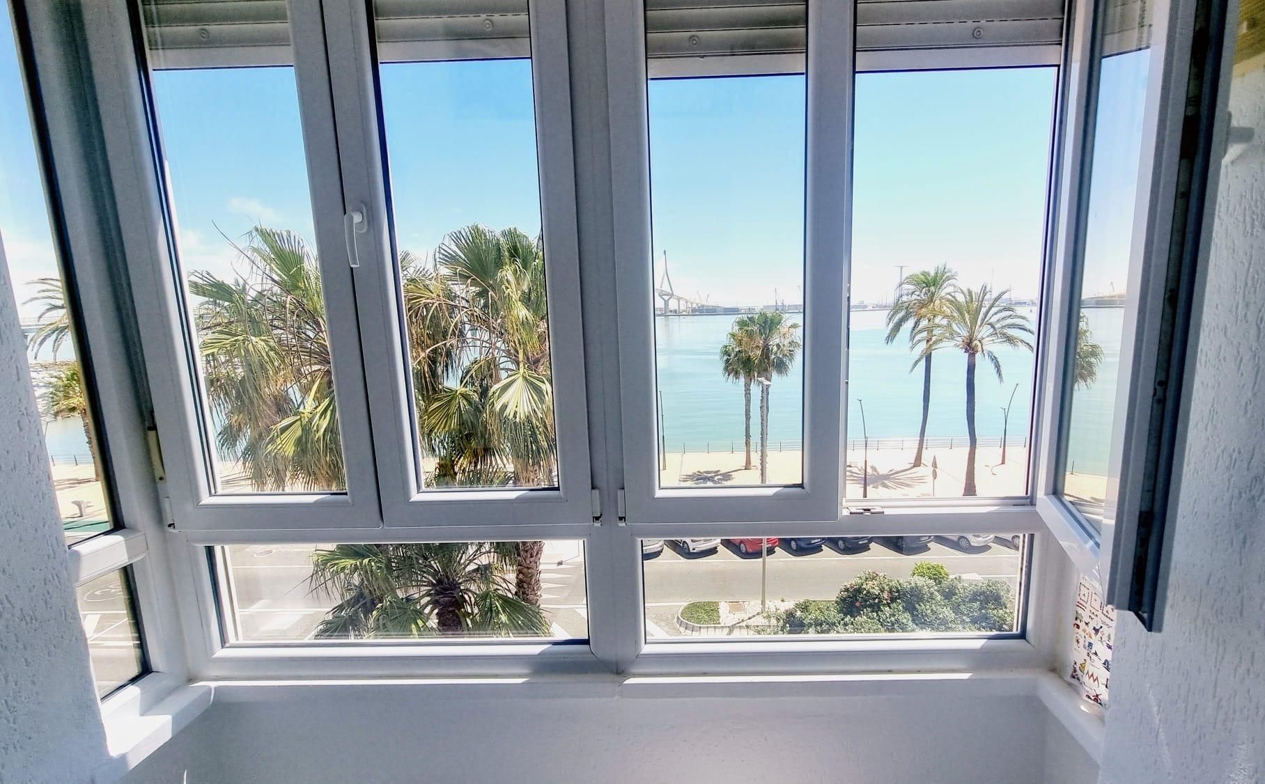 Bedroom of Flat for sale in  Cádiz Capital  with Terrace