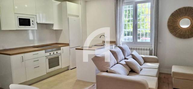 Piso en Alquiler en Menéndez Pelayo en Ibiza de Madrid