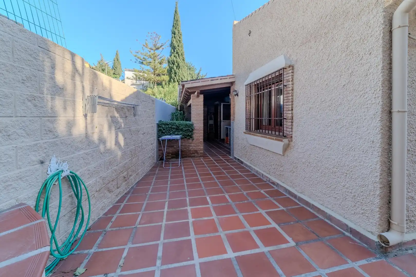 Terrassa de Casa o xalet en venda en Rincón de la Victoria amb Aire condicionat, Terrassa i Traster