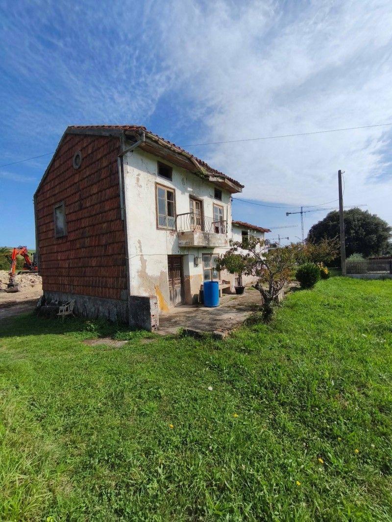 Vista exterior de Casa o chalet en venta en Santa Cruz de Bezana con Trastero
