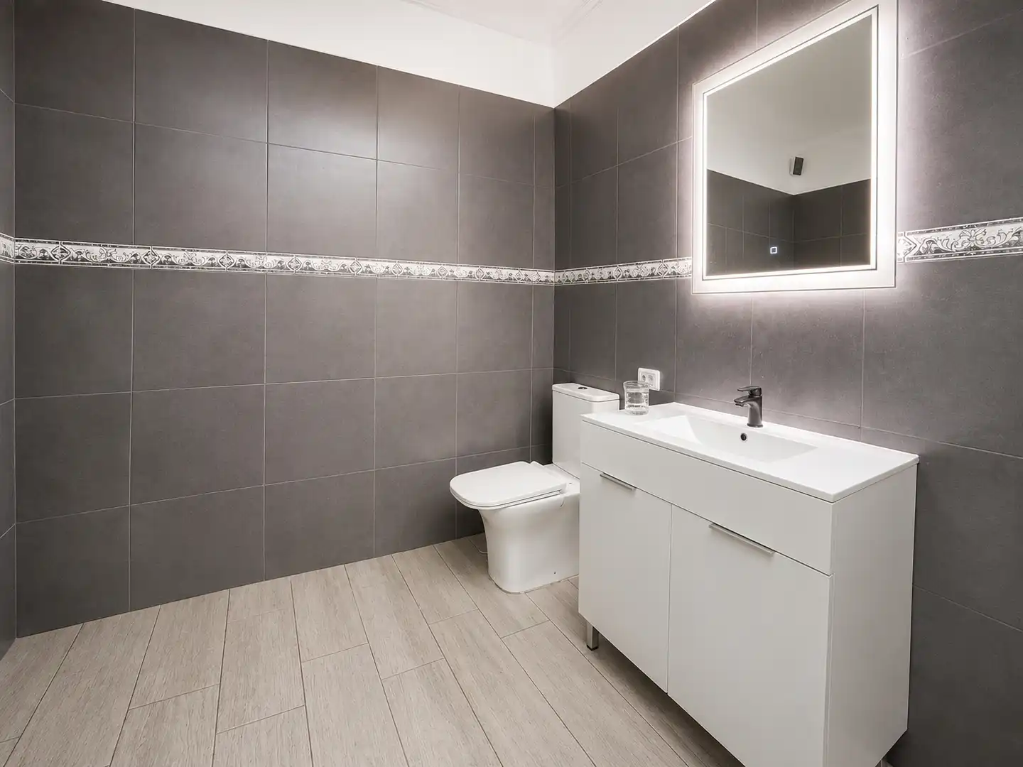 Bathroom of Detached homes for sale in Santa Cruz de Tenerife  with Terrace, Oven and Microwave