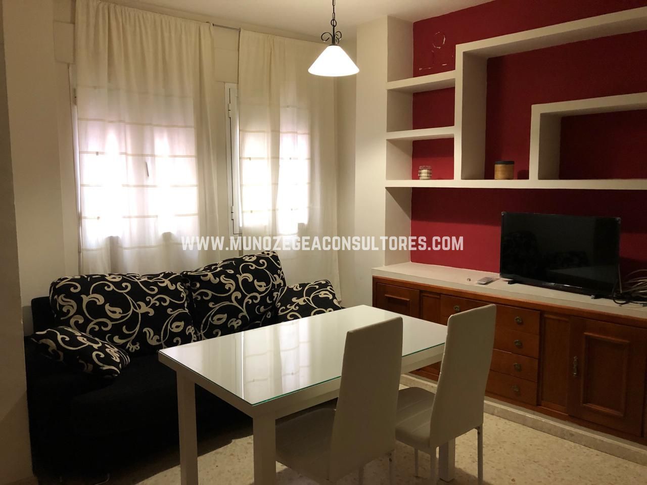 Sala de estar de Planta baja en venta en Lucena con Aire acondicionado, Trastero y Amueblado