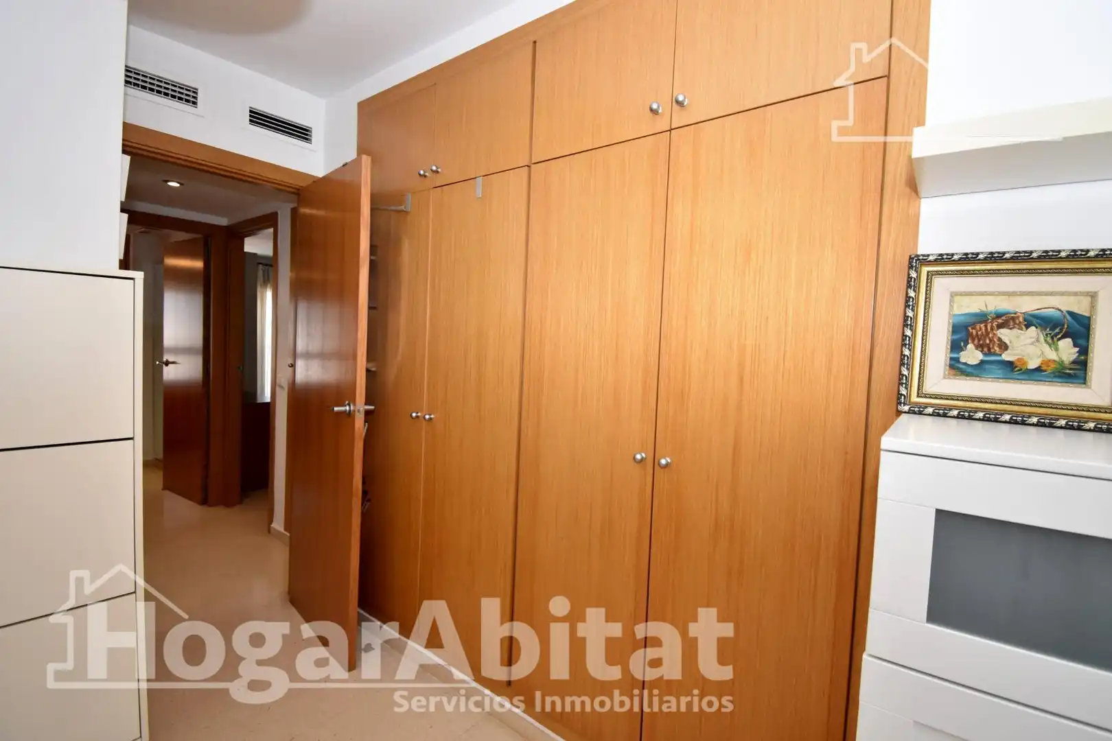 Bedroom of Flat for sale in Torrent  with Air Conditioner, Heating and Furnished