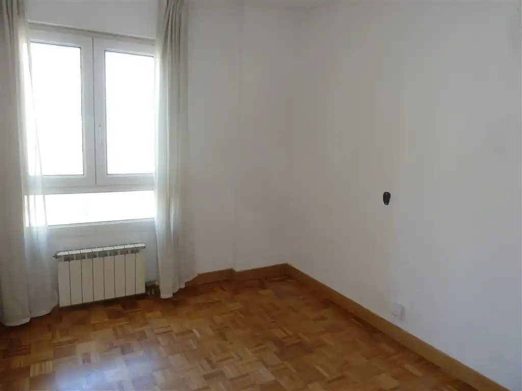 Bedroom of Flat for sale in Zizur Mayor / Zizur Nagusia  with Heating, Parquet flooring and Terrace