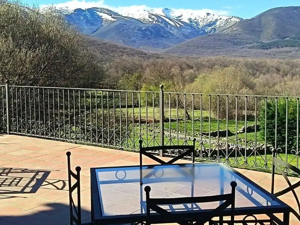 Terrace of Buildings for sale in Navalonguilla
