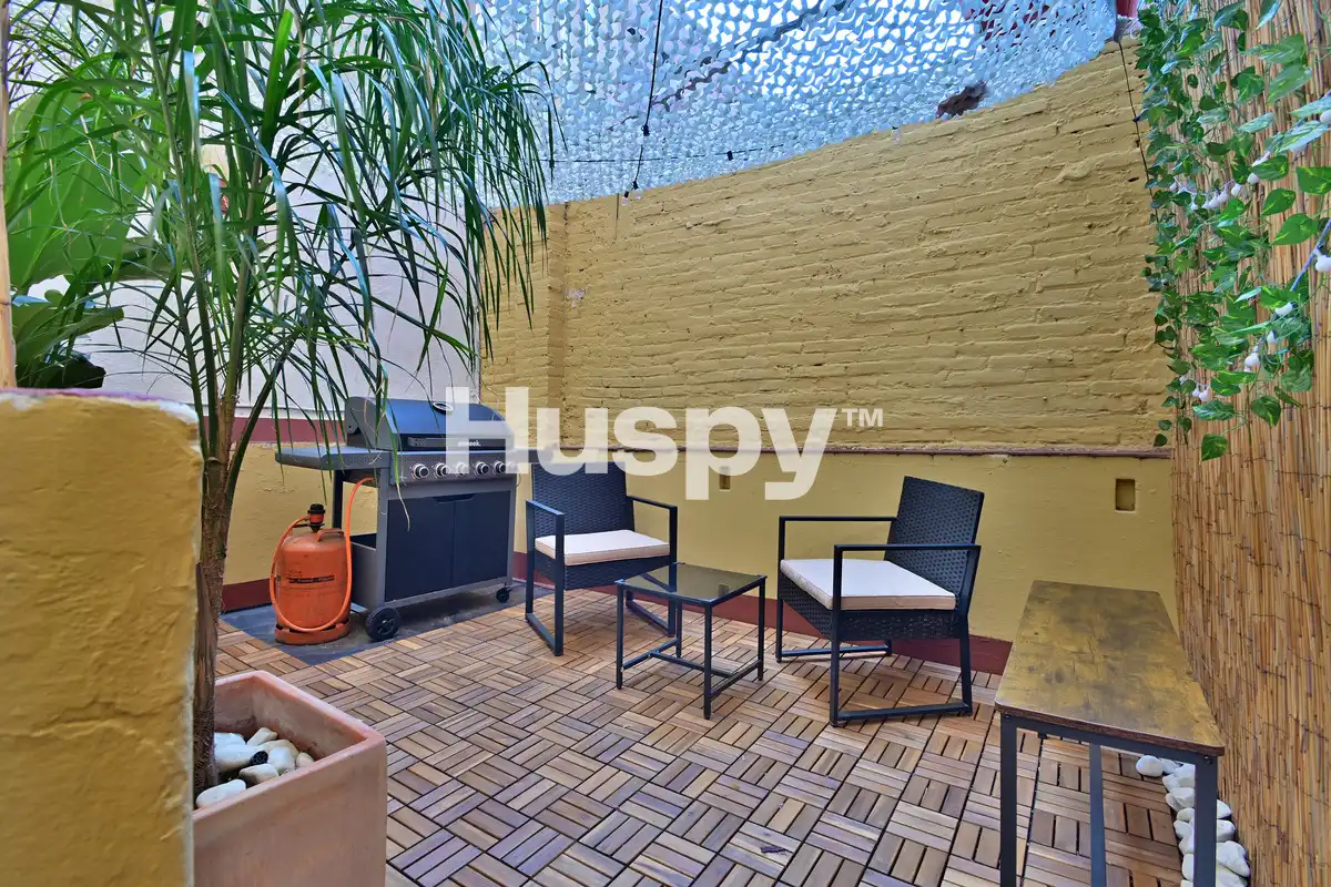 Piso con terraza en venta en Carrer de Nàpols, imagen 2