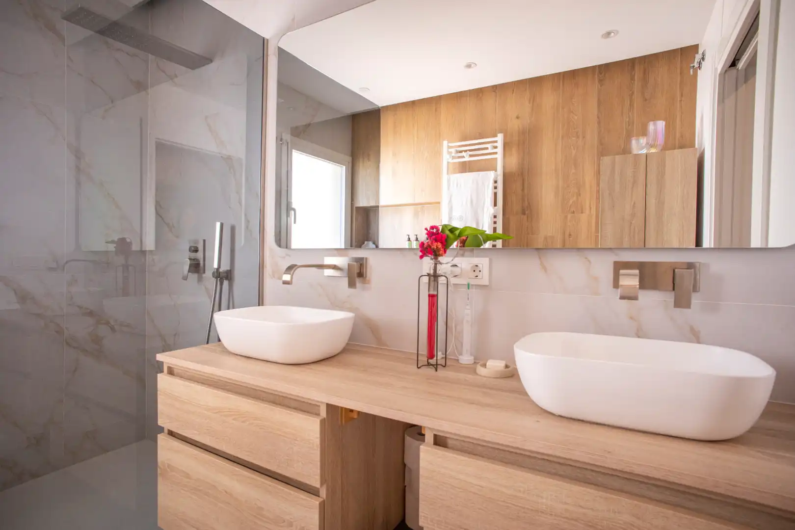 Baño de Casa o chalet en venta en Sant Just Desvern con Aire acondicionado, Calefacción y Jardín privado