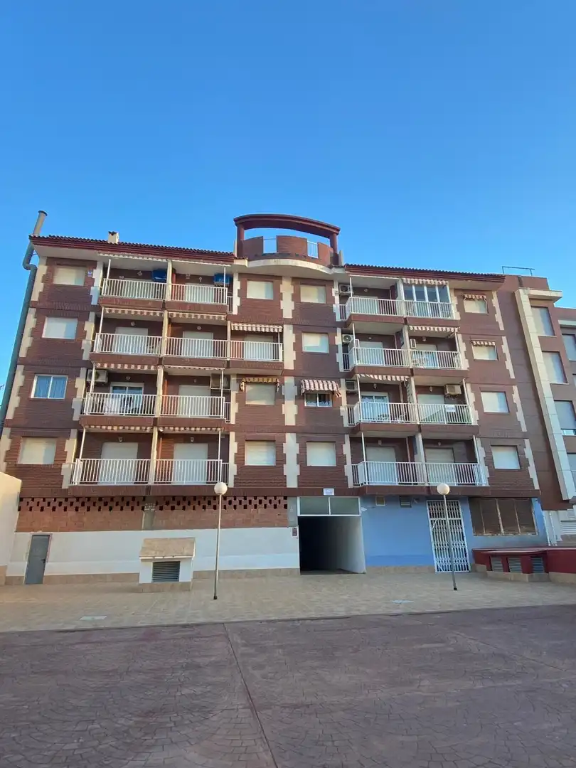 Piso de alquiler en Calle CAMPOAMOR, 99, Los Cuarteros