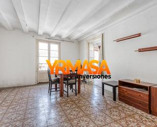 Vista exterior de Àtic en venda en  Barcelona Capital amb Forn i Balcó