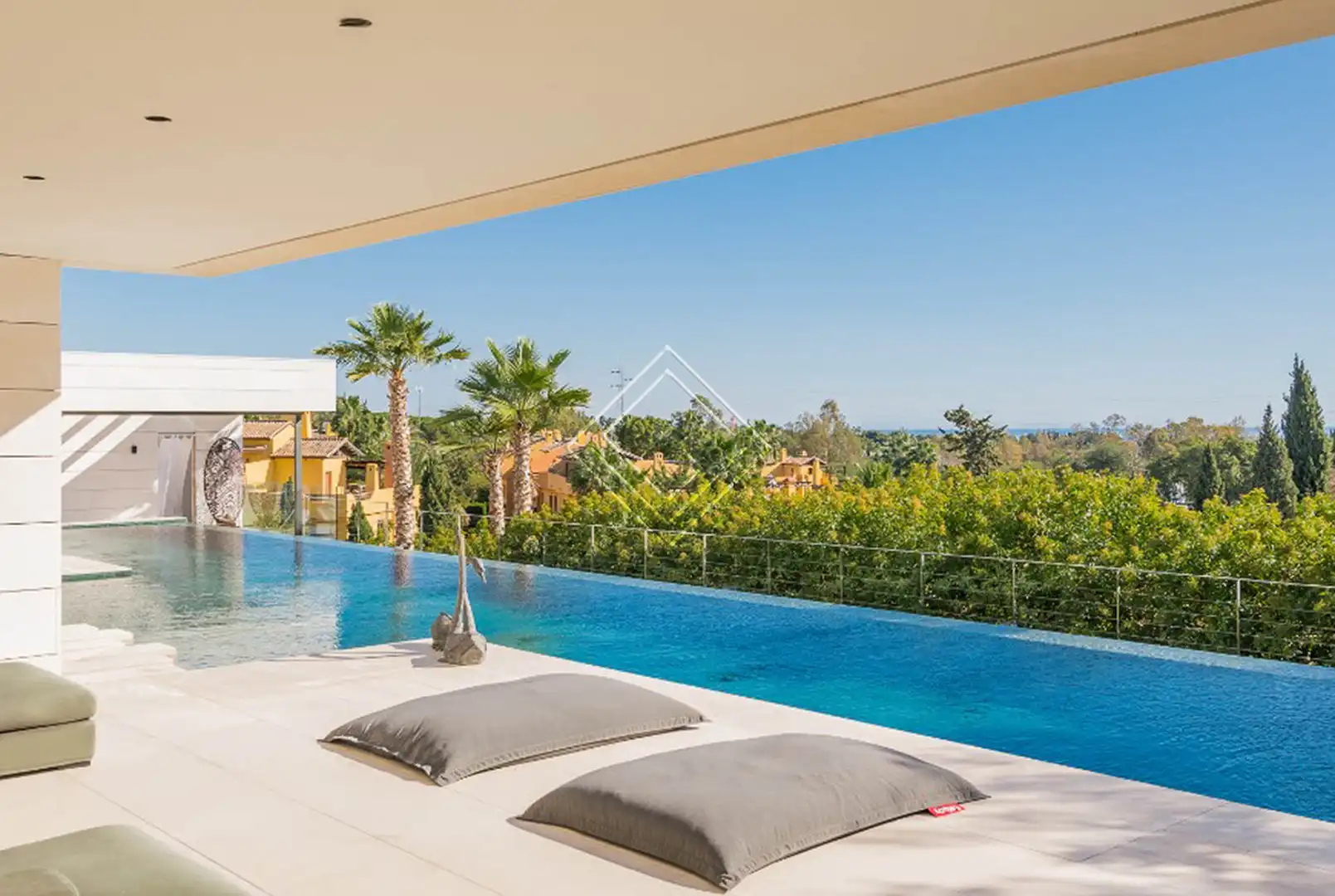 Chalet con piscina en venta en Milla de Oro, imagen 25