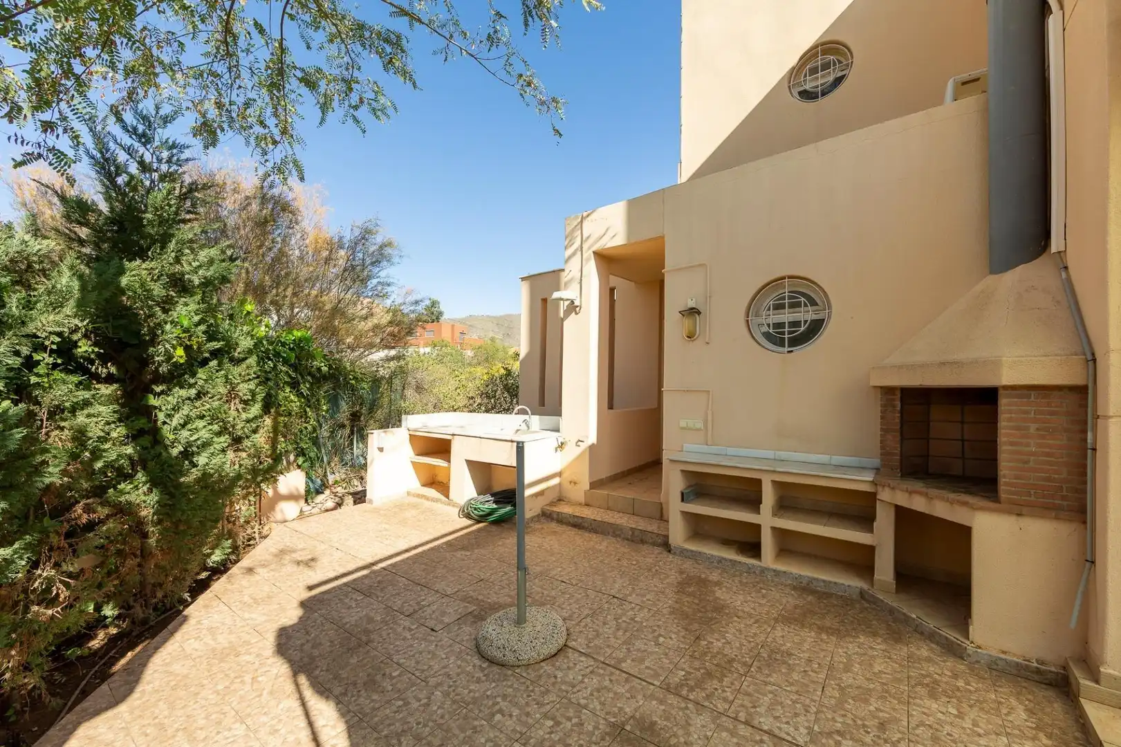 Villa avec terrasse à vendre à Calle GARDENIAS DE LAS (ENV) 15, imagen 2