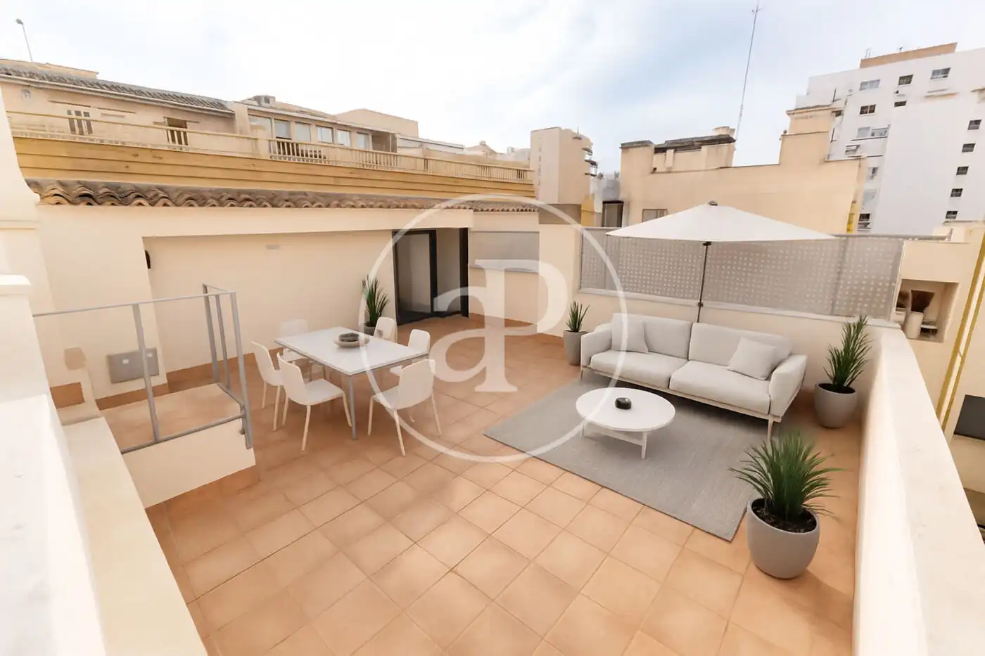 Terrassa de Pis en venda en  Palma de Mallorca amb Aire condicionat, Calefacció i Jardí privat