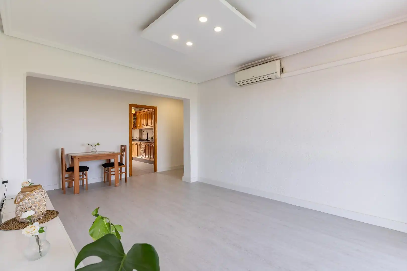 Menjador de Apartament en venda en Godella amb Aire condicionat i Balcó