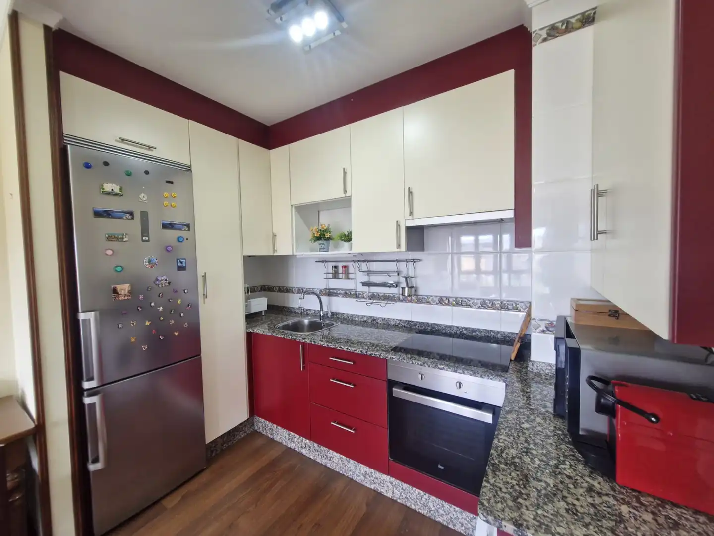Cocina de Piso en venta en Foz con Calefacción, Trastero y Amueblado