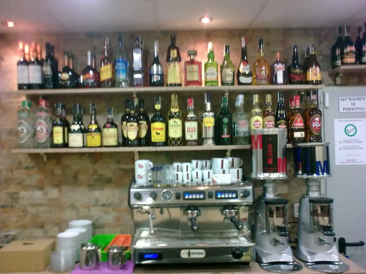 Local comercial en venda a Artigues - Llefià, imagen 7