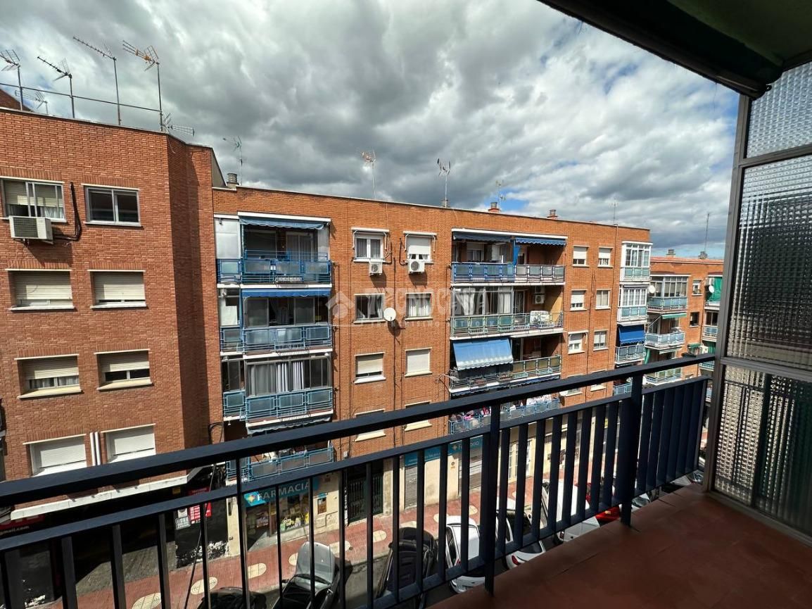 Vista exterior de Pis en venda en San Sebastián de los Reyes