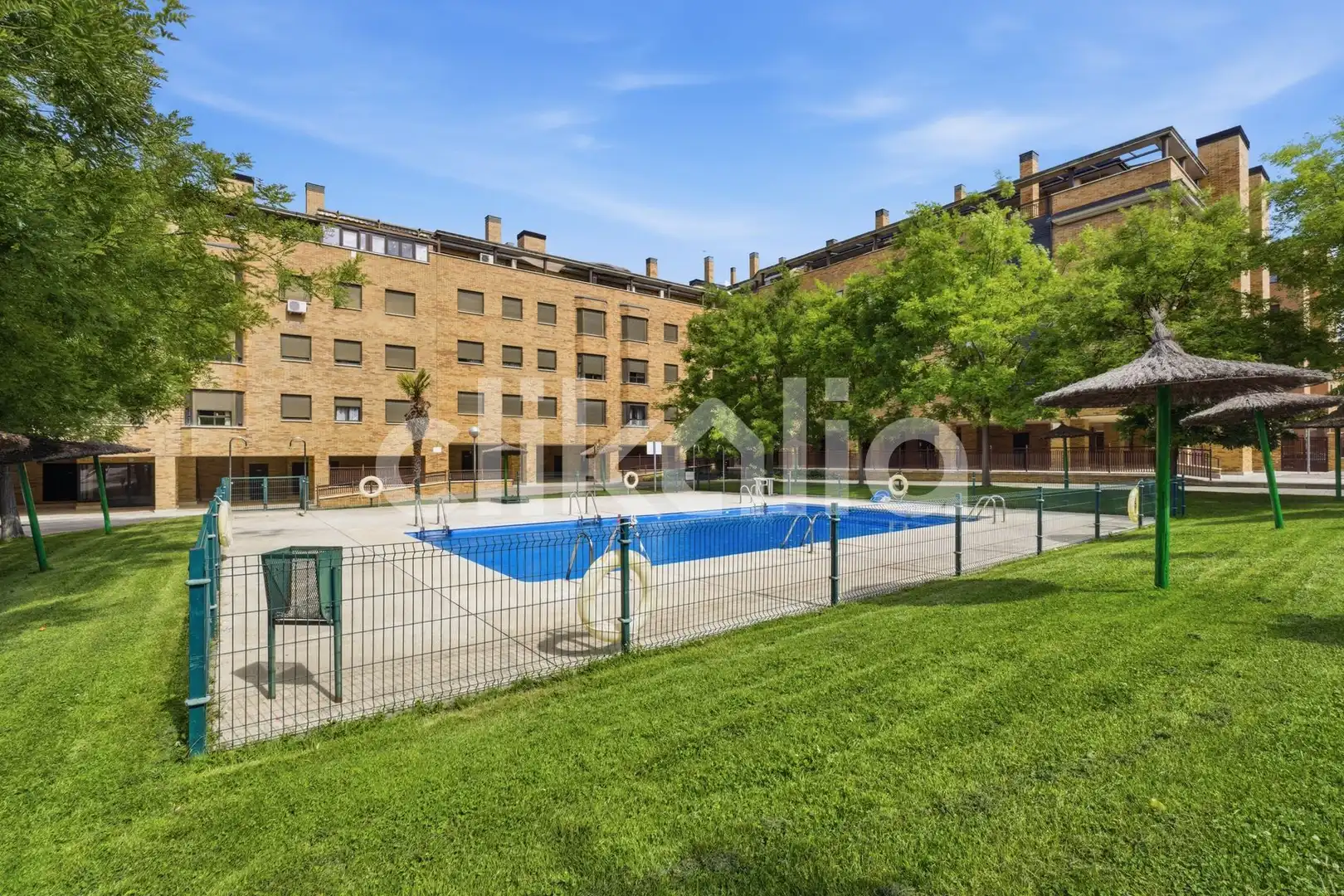 Piscina de Pis en venda en Valdemoro amb Calefacció, Jardí privat i Terrassa